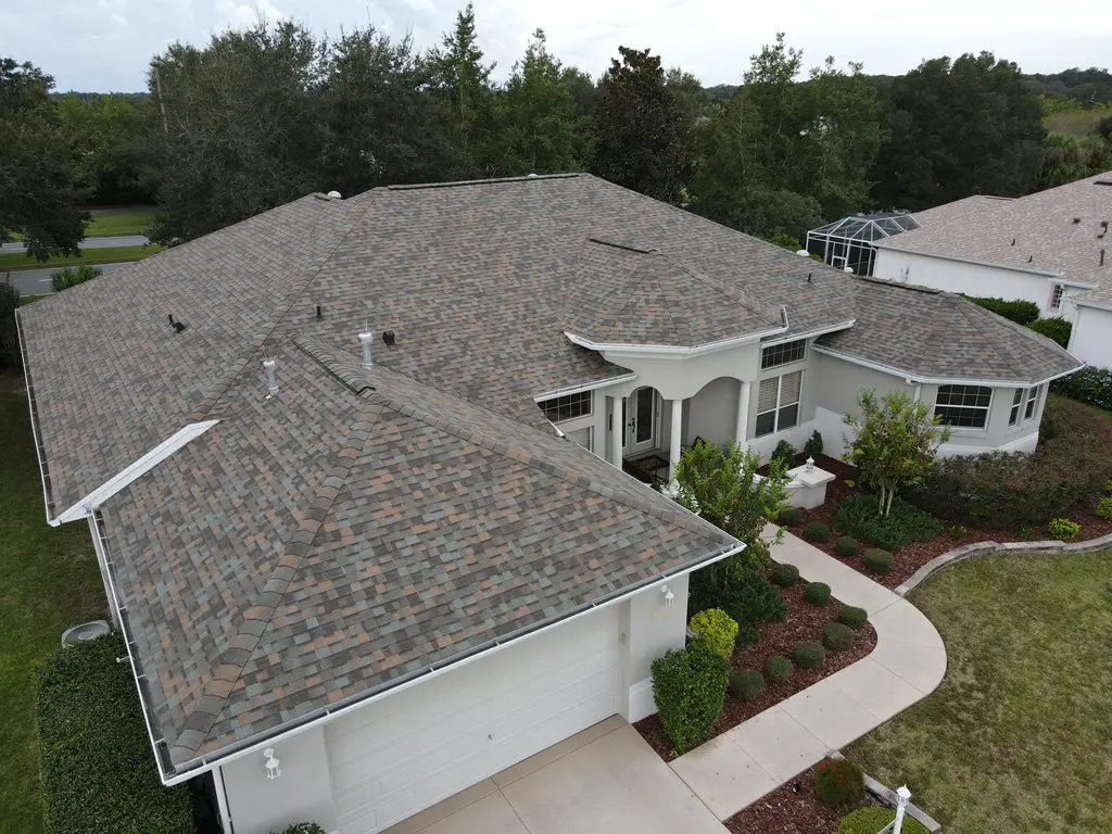 Read more about the article 3 Common Roof Problems & How to Fix Them