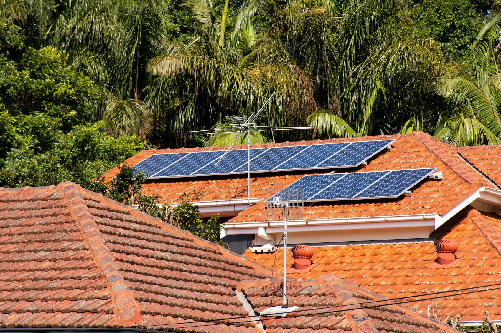 Read more about the article Solar Energy Savings: 3 Smart Ways to Cut Costs