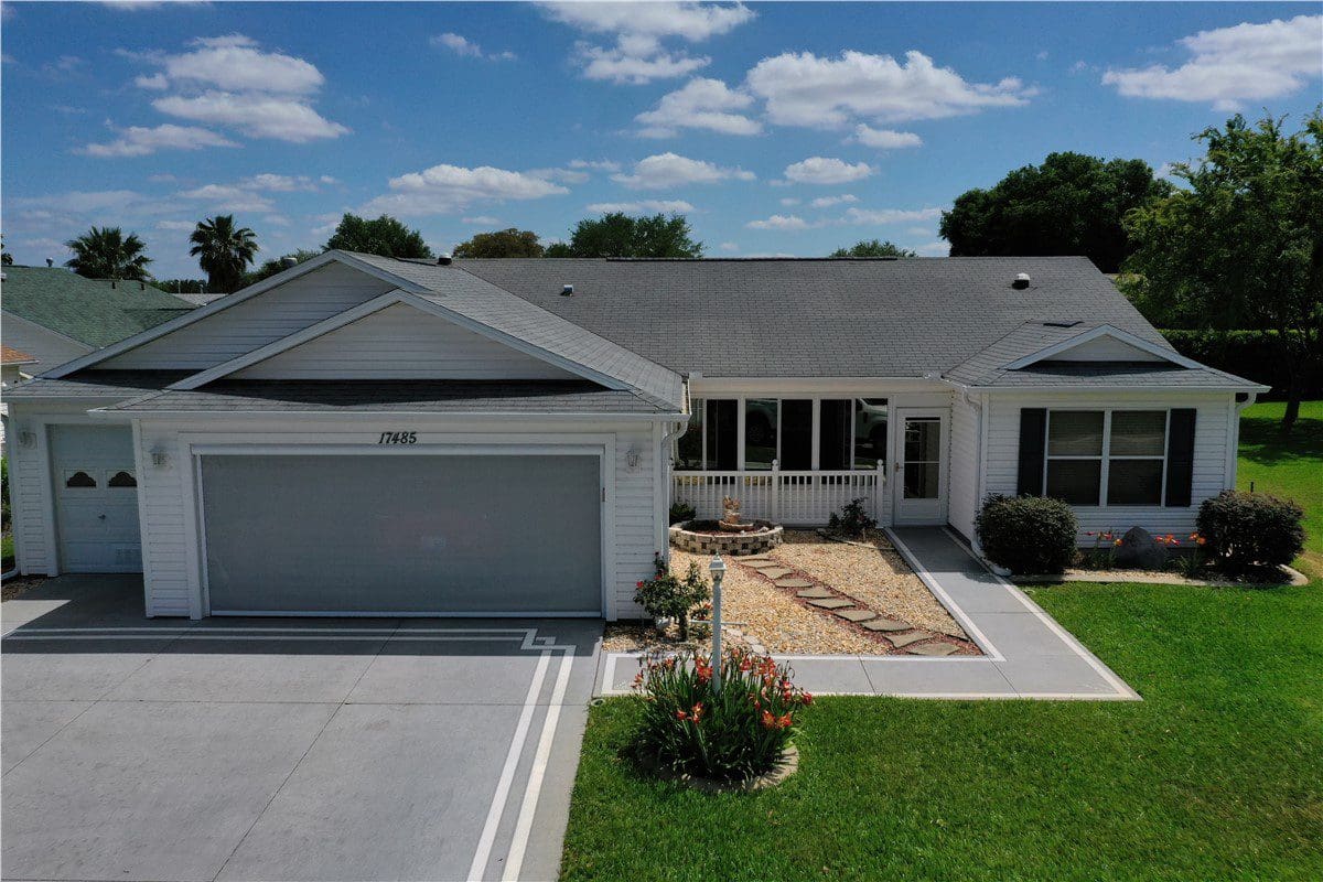 dark gray asphalt shingle roof