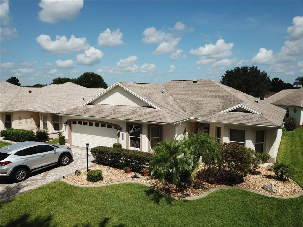light gray asphalt shingle roof